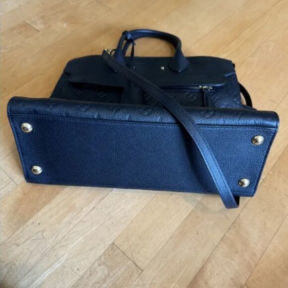 Authentic Louis Vuitton Empreinte Pont Neuf black $3700 MSRP - Picture 8 of 16